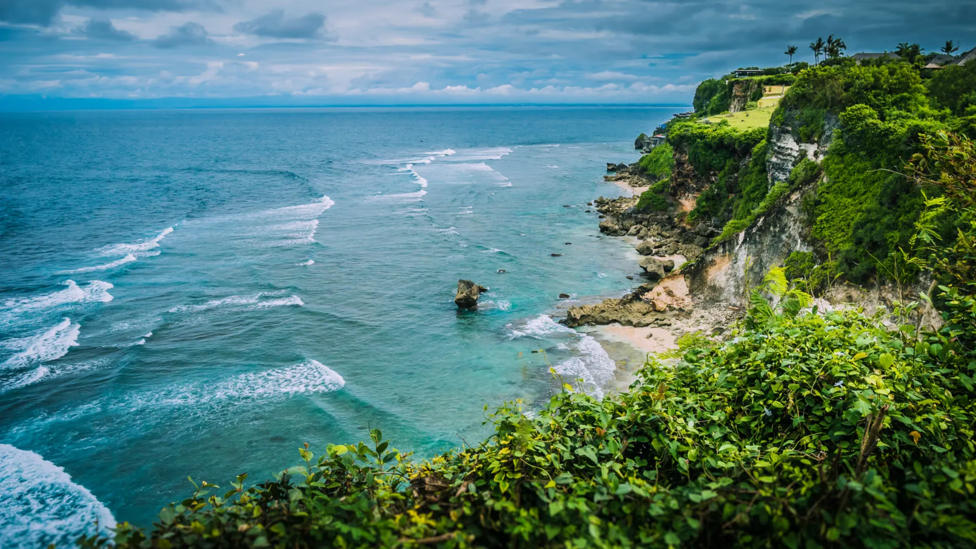 Suasana Uluwatu, Bali